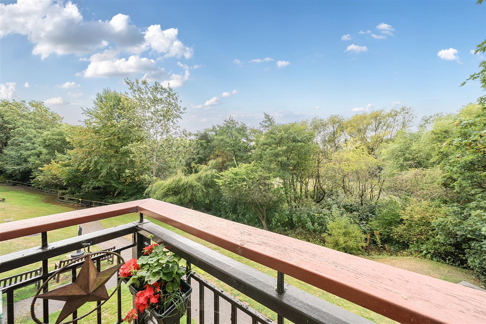 Property Image ead7eb4f-0e55-4e0d-a296-005b2c2a3b98