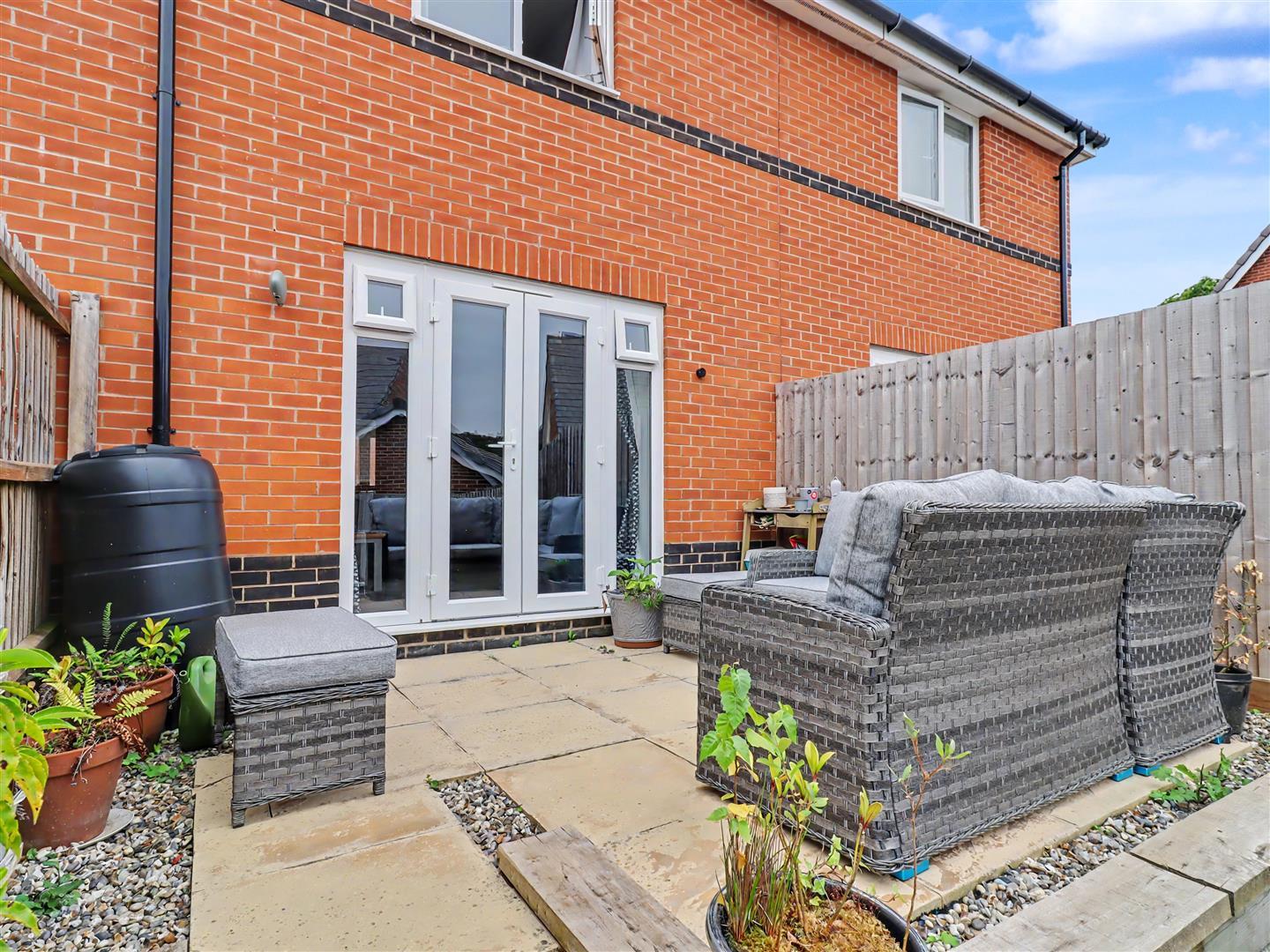 Property Image eadbe159-4f80-485f-a686-bb89b58c4cc6