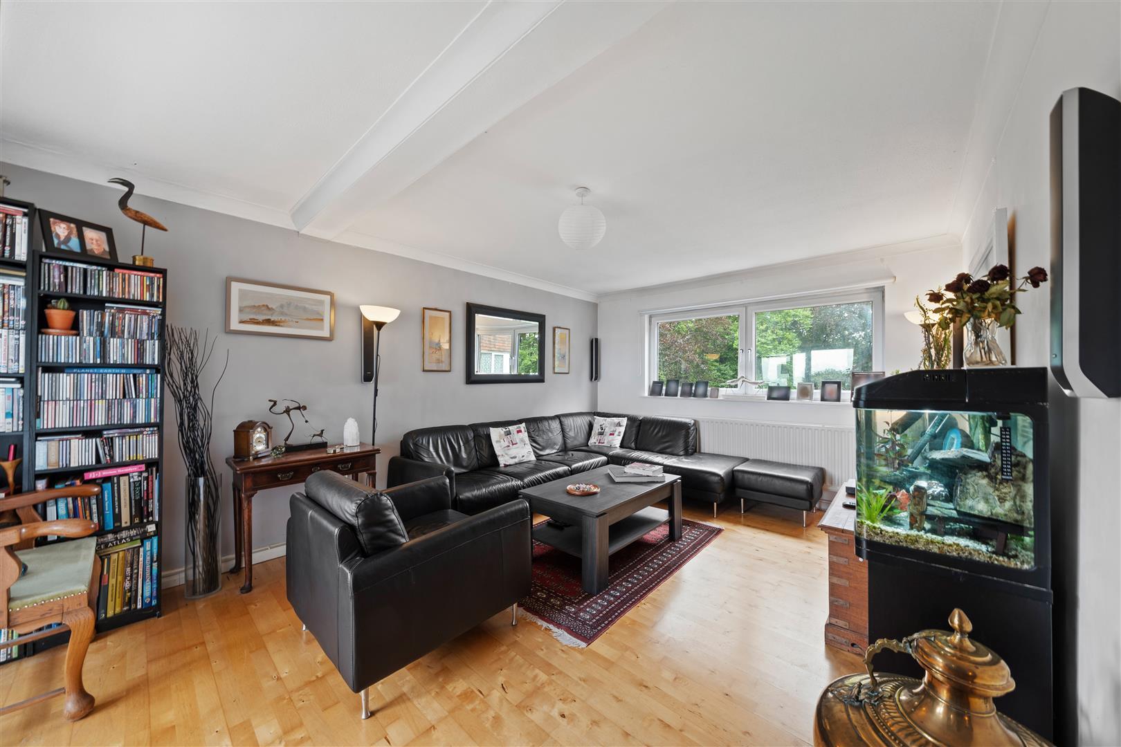 Property Image eae47fe8-163e-4026-9b3e-d22490990187