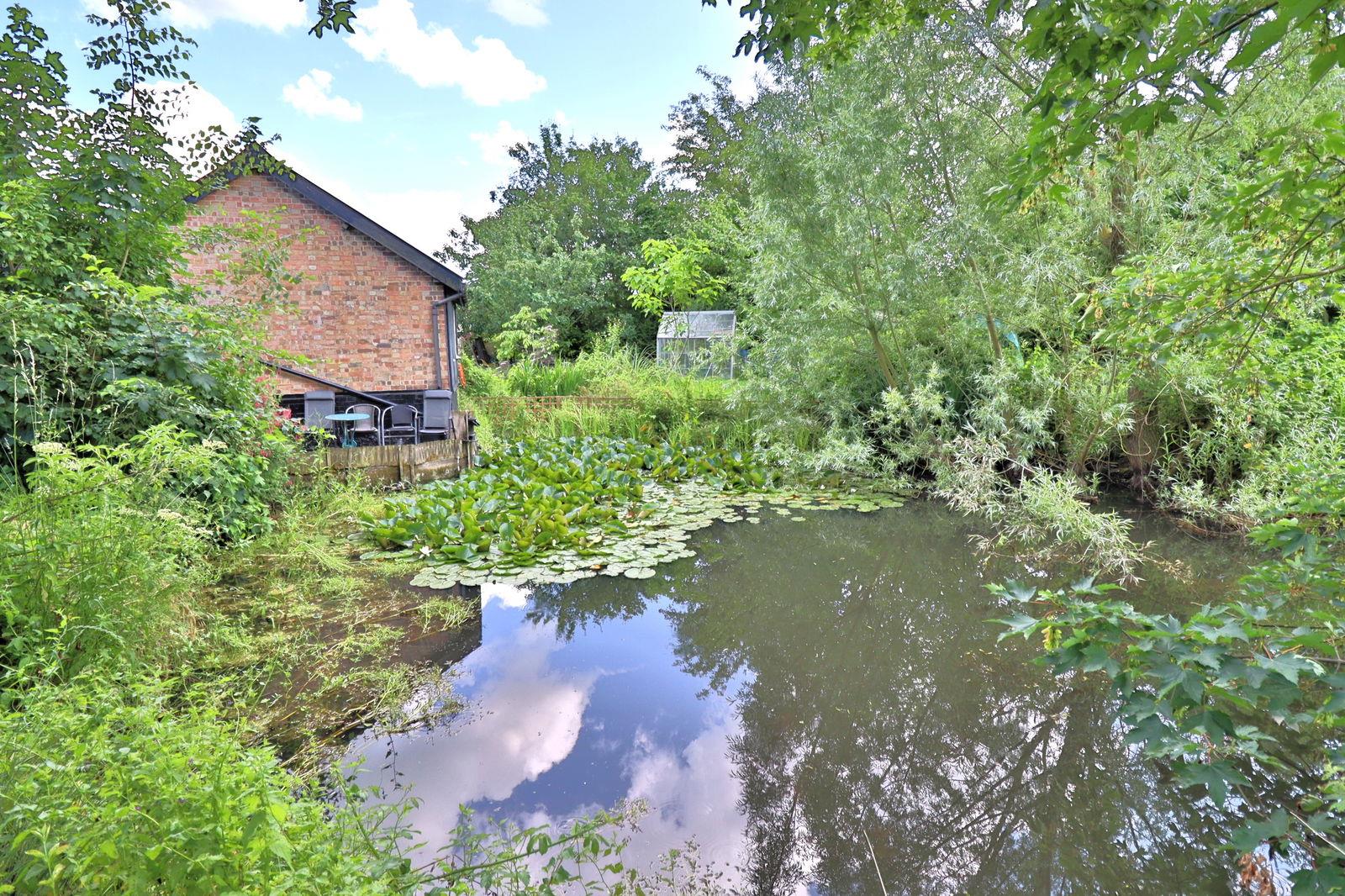 Property Image eaea77bb-8d21-4867-8d30-40d95f747333
