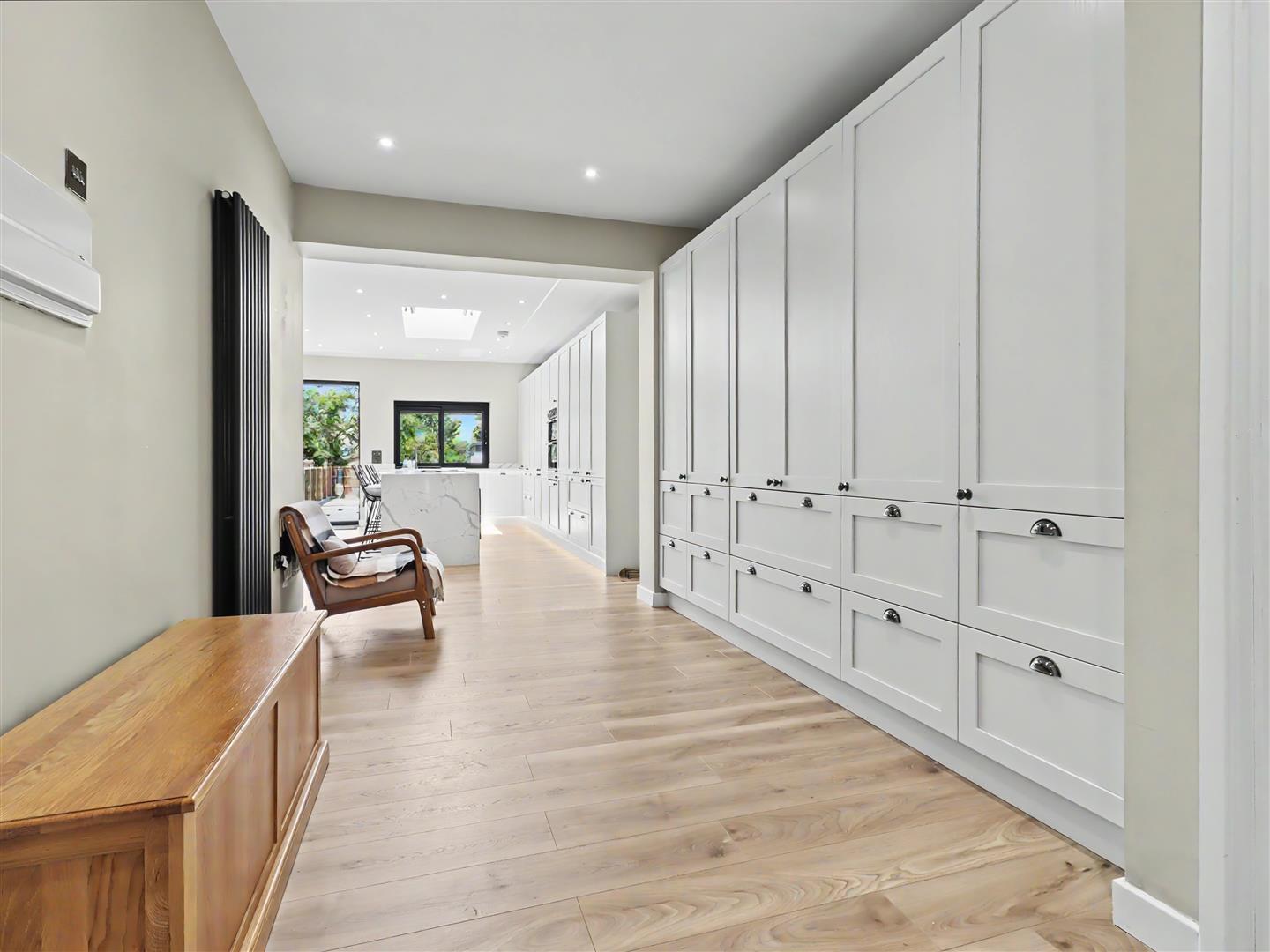 Property Image eaed67ad-2248-4185-915d-c2404a24ce1d