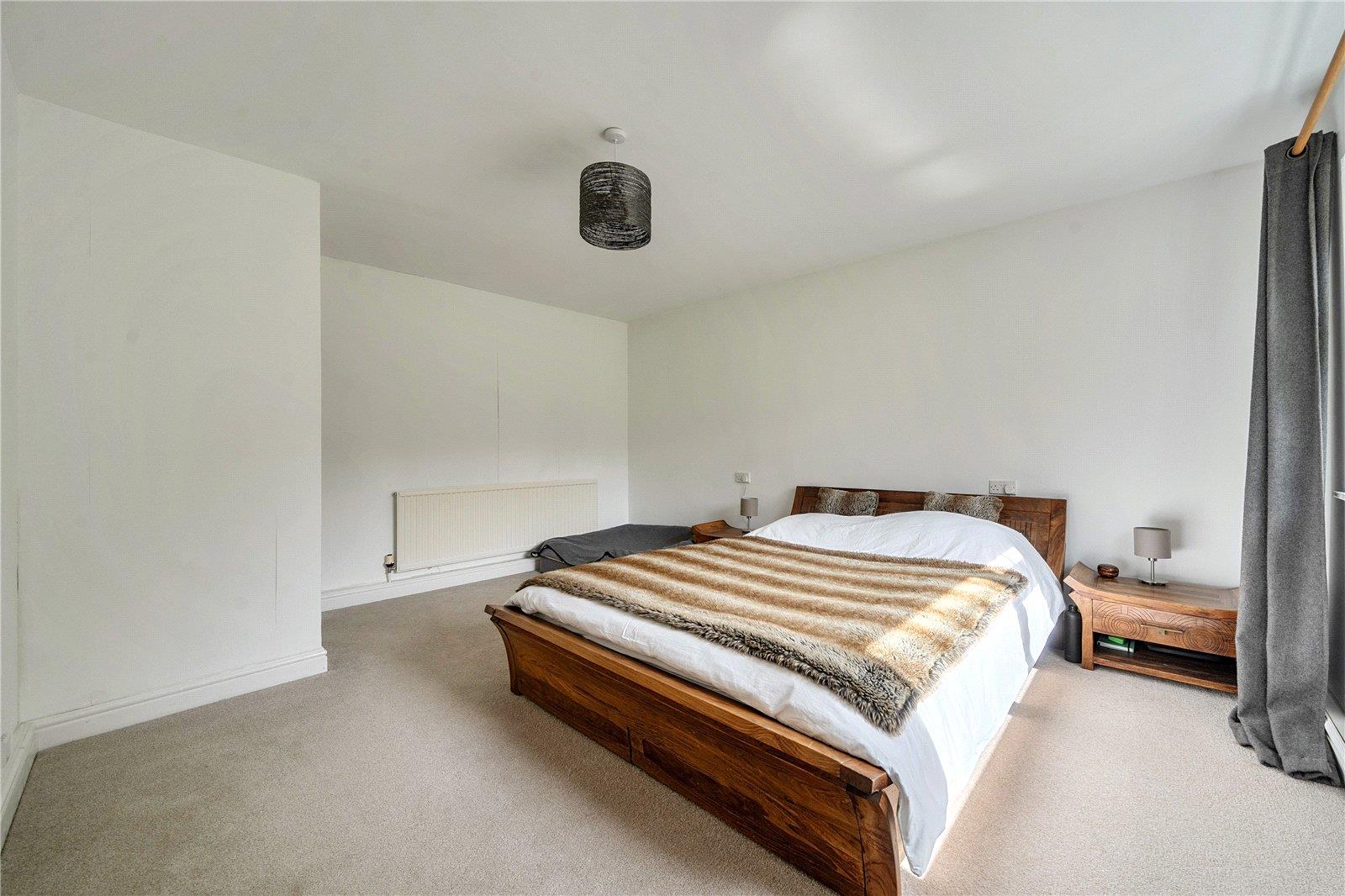 Property Image eaf0e5a9-8a2a-4dea-9119-e58db28d1a0e