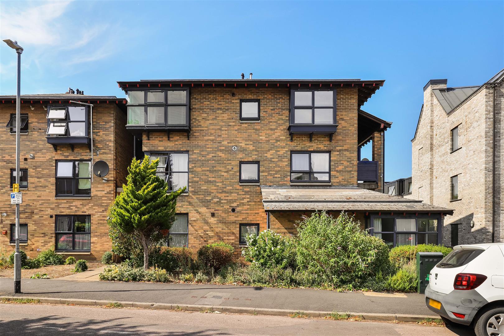 Property Image eafe8a5f-124b-4235-a52e-a81de899462b