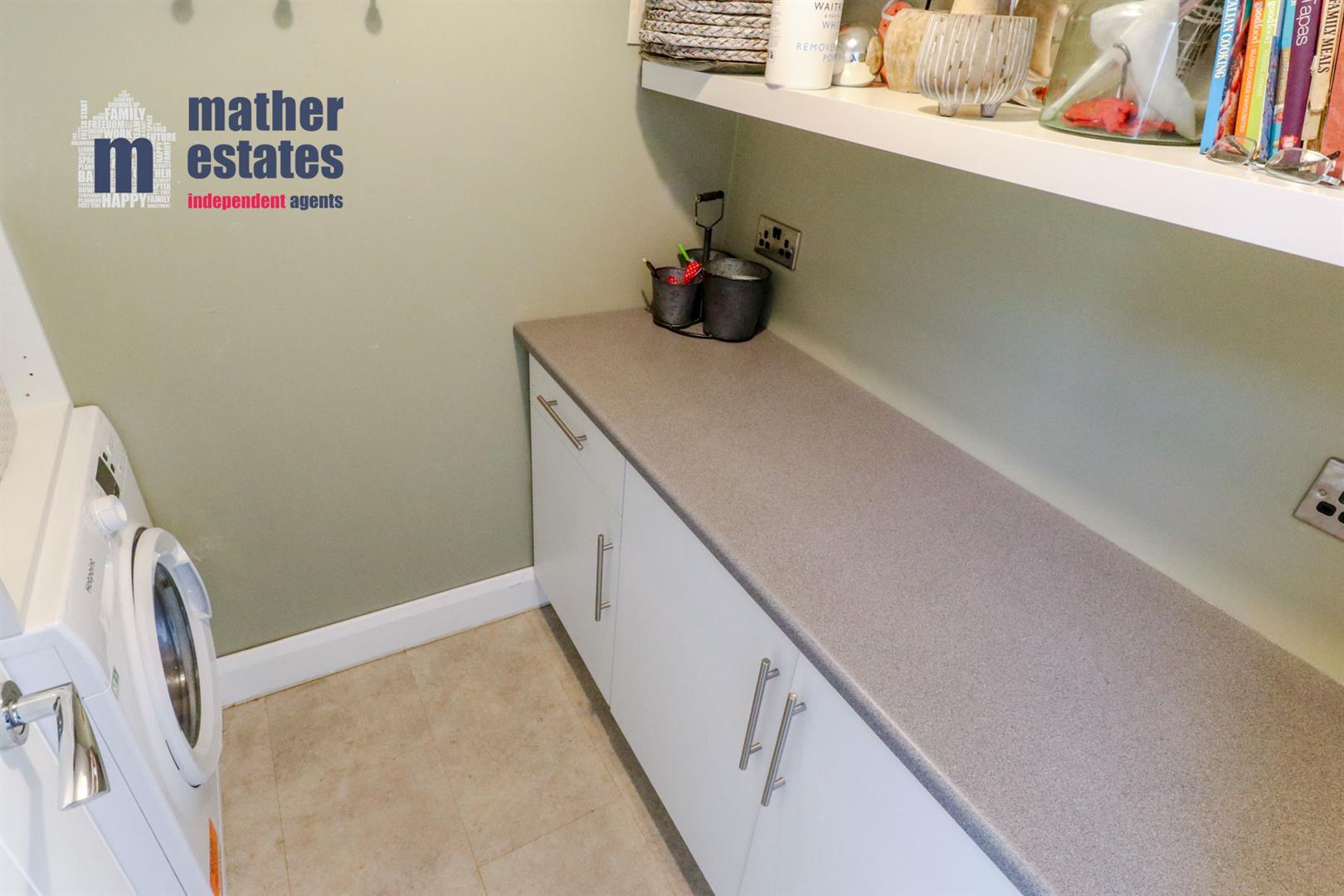 Property Image eb0229cf-2f61-46e0-82b0-0f45bd911e43