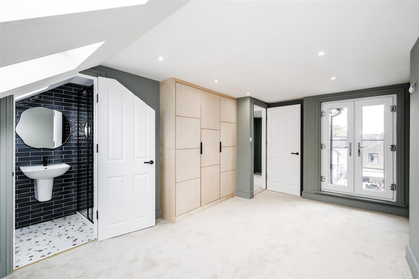 Property Image eb07a270-3365-4bf9-835b-a74091b9662e