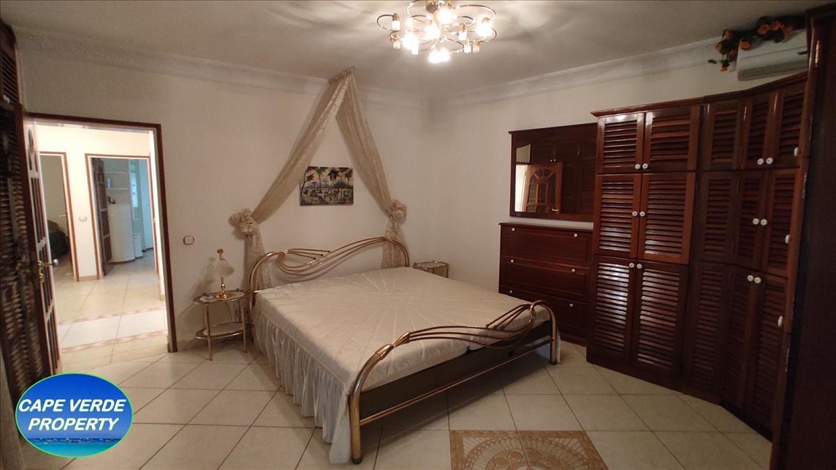 Property Image eb08309b-3d6b-4c8a-8ceb-c1118b2096b2