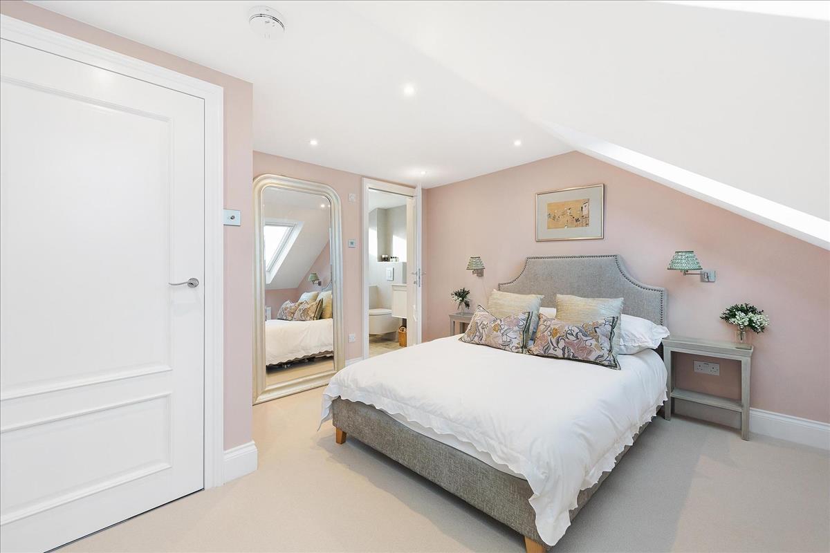 Property Image eb095253-c700-4e1e-bd11-1b0d2f90427f