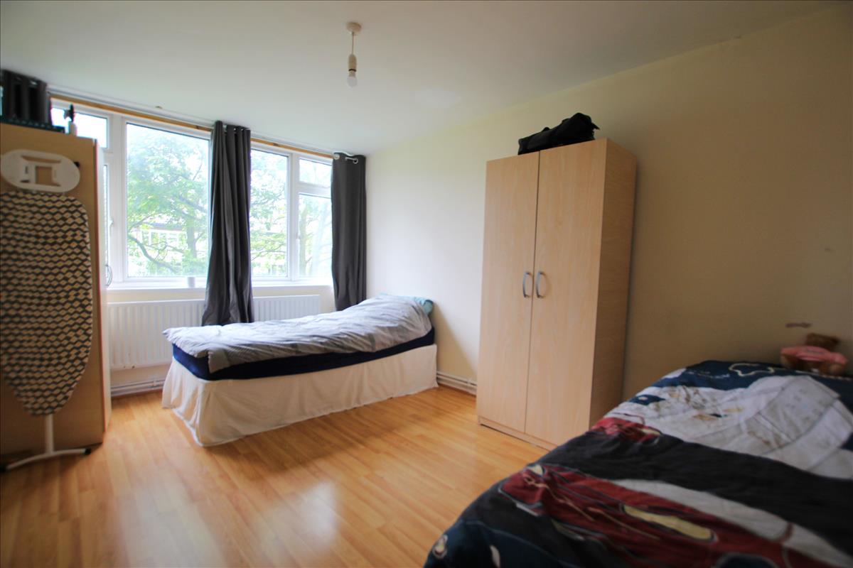 Property Image eb25a50b-54a0-41a1-b549-c3209ac1dcf3