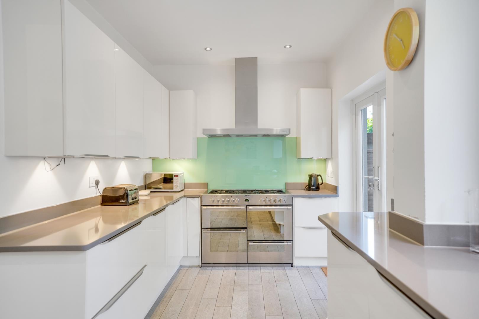 Property Image eb2d6c67-5a6b-42e5-8d48-ef1a0893e875