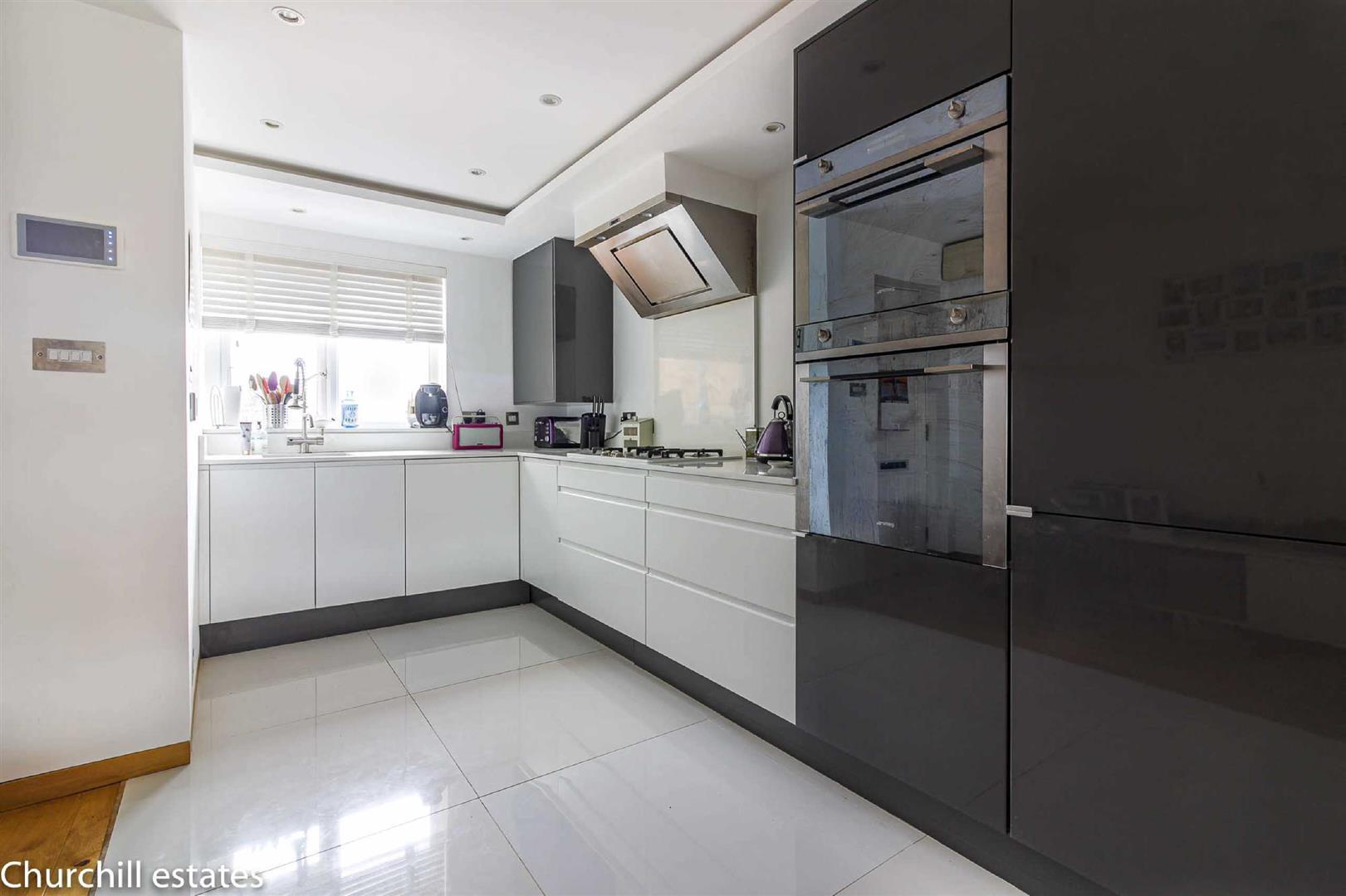 Property Image eb2f9965-7fa6-4e0c-808b-e52b48e8359c