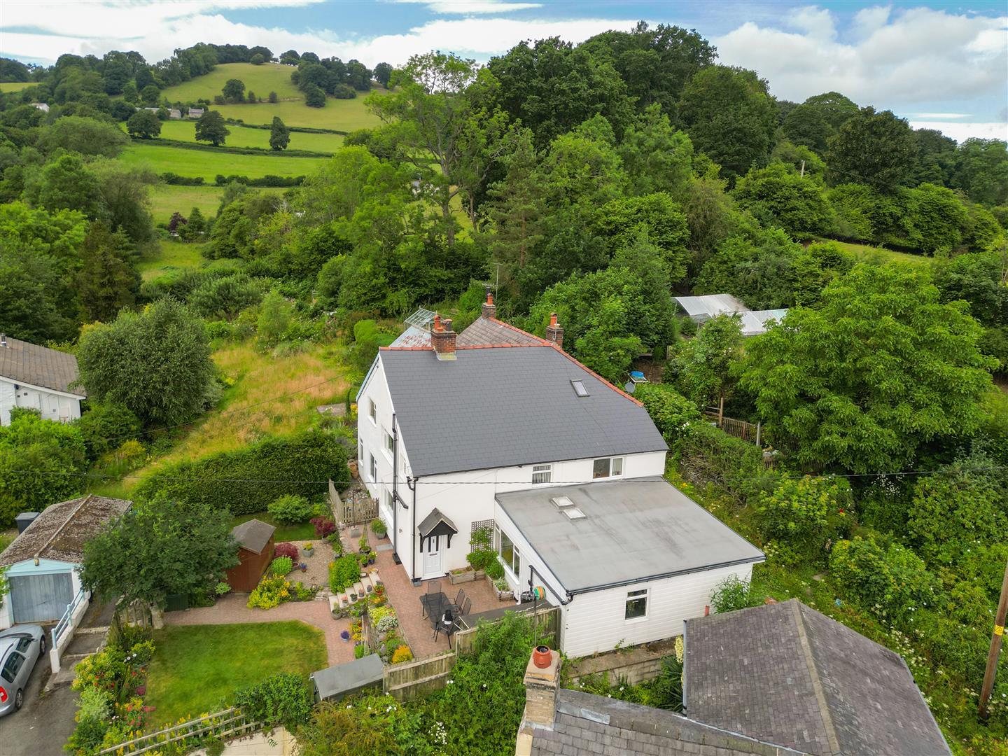 Property Image eb3d68d9-9741-459f-a1e0-659520675f43