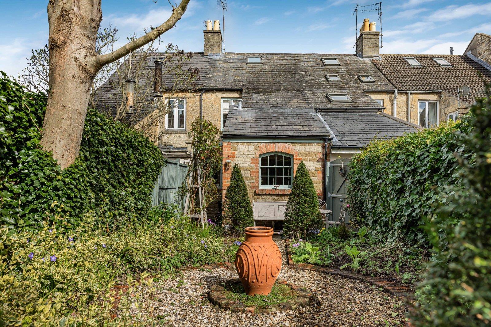 Property Image eb456168-8f5e-4eaf-8771-53e888eb12cc