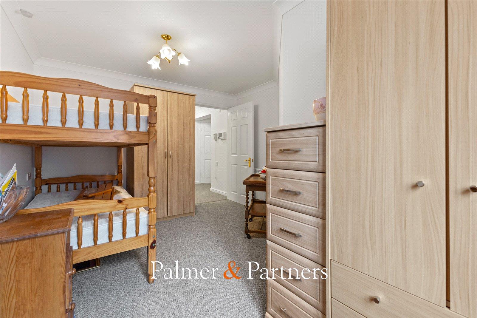 Property Image eb4db841-e0c0-4da1-9d33-aac20d894b2b