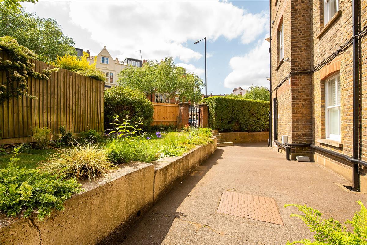 Property Image eb54364c-03d2-4252-98b6-3c625688b602