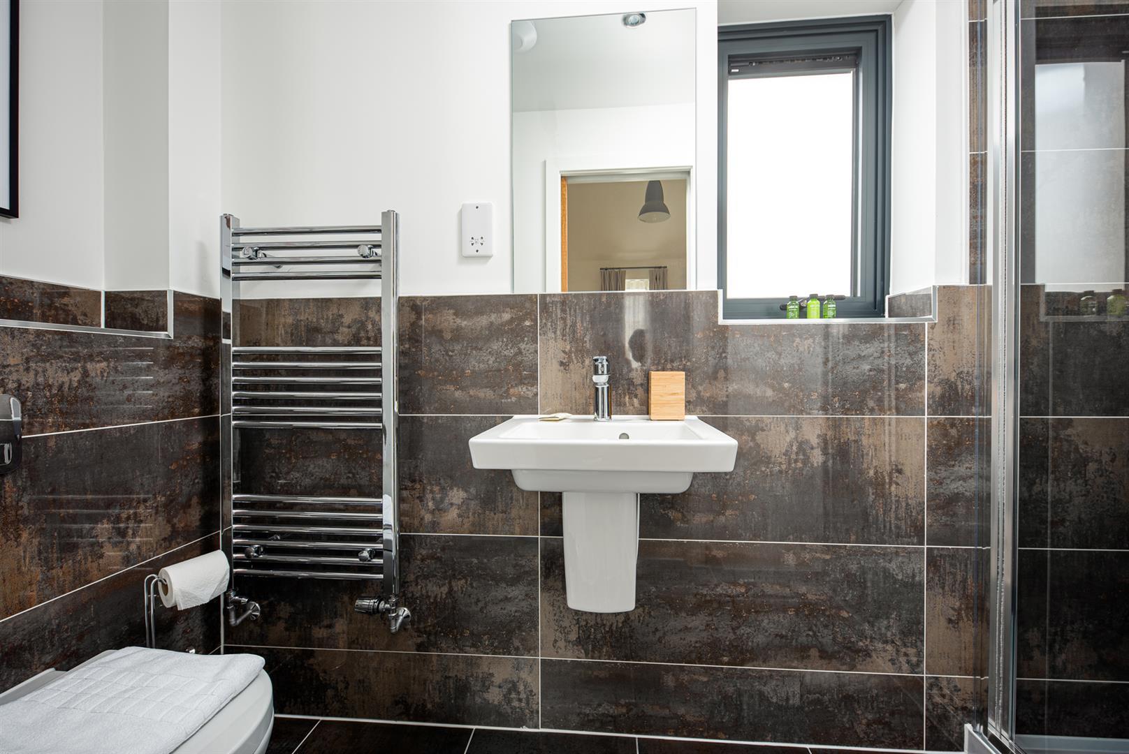 Property Image eb56a5fa-0841-47e3-a5a6-ae2dce10ecda