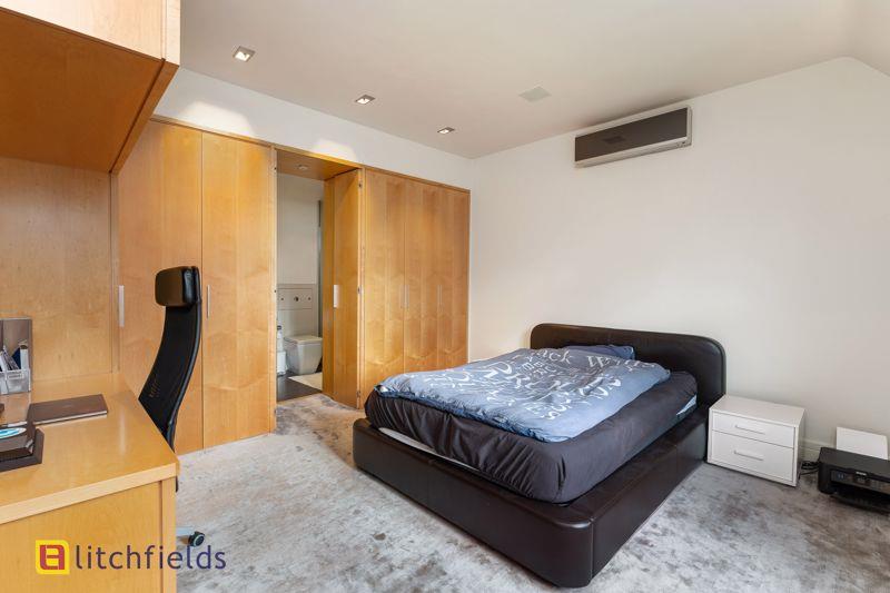 Property Image eb5a3f2d-9cd1-4853-8e21-f3a920afac29