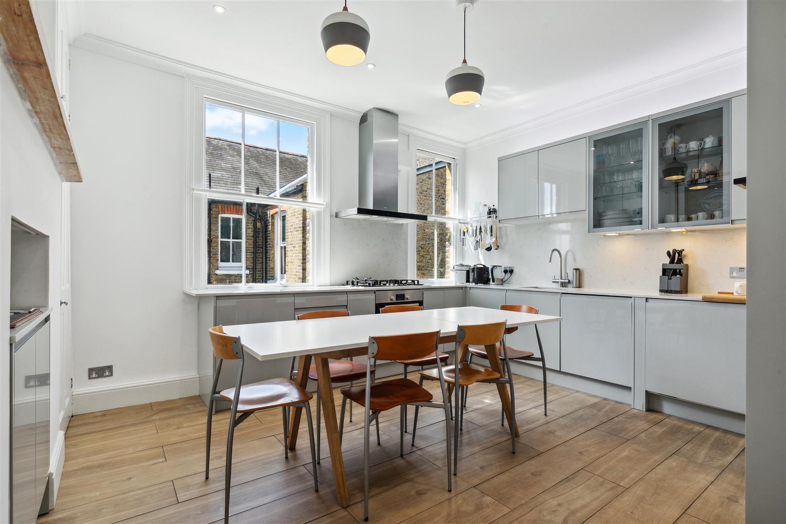 Property Image eb64b855-e717-42a6-ad4a-3abf2fb09326