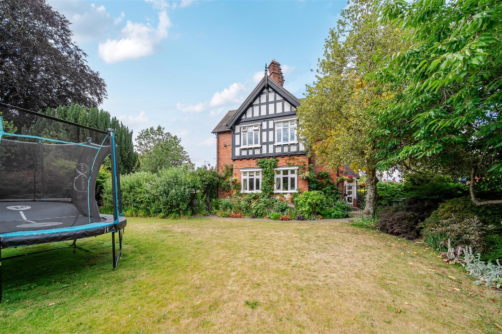 Property Image eb655833-0eac-43f7-b356-440160bf7127