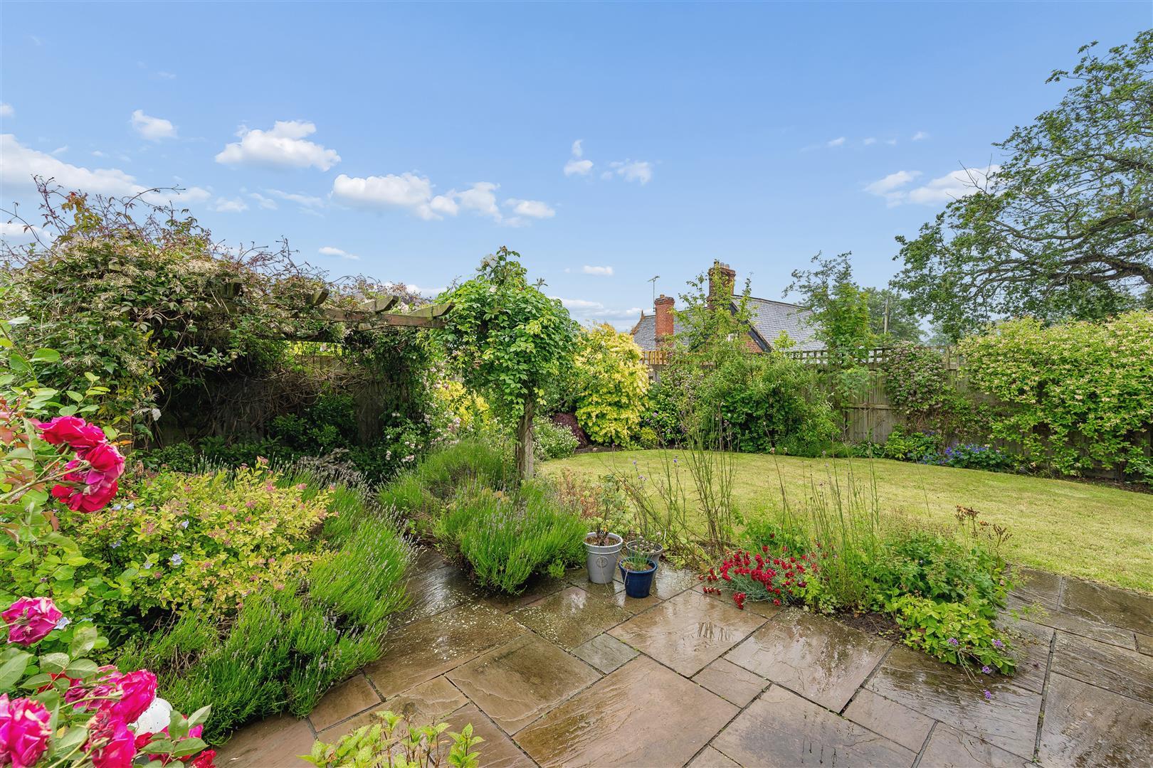 Property Image eb7d8225-89cb-412f-a20d-0381a0d98e84