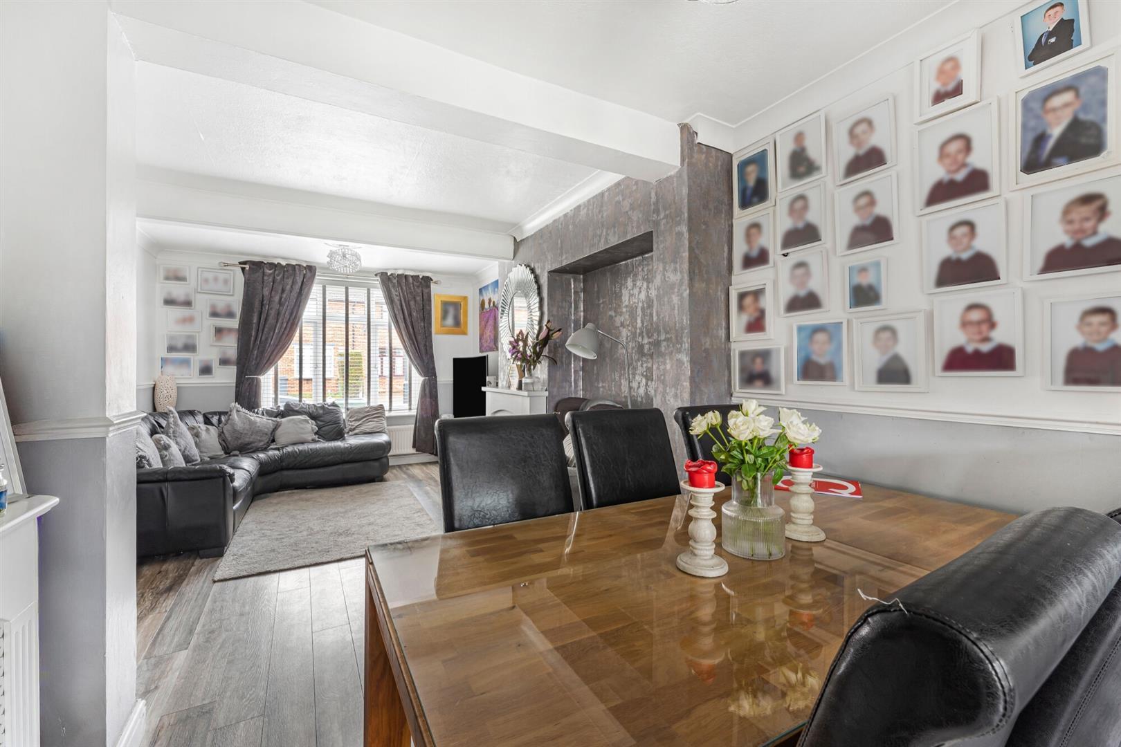 Property Image eb7e79e3-7b22-408f-8e8c-e5e7287b6a88