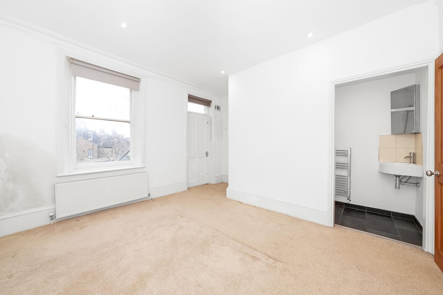 Property Image eb859736-d270-43d4-8dee-15ef5a40ab7b