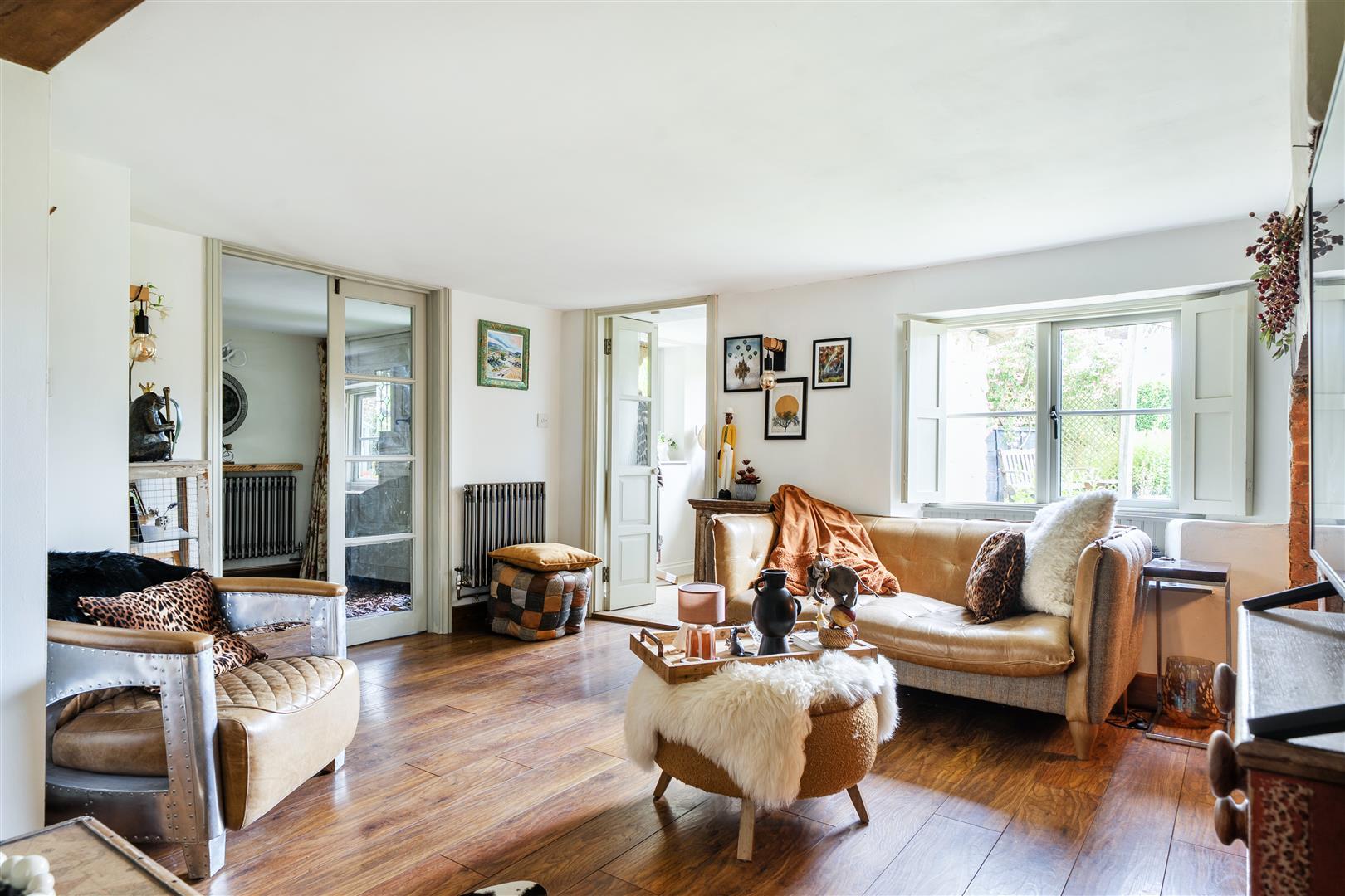 Property Image eb9cf27c-4e4c-4db2-b3ff-8179d58daa85