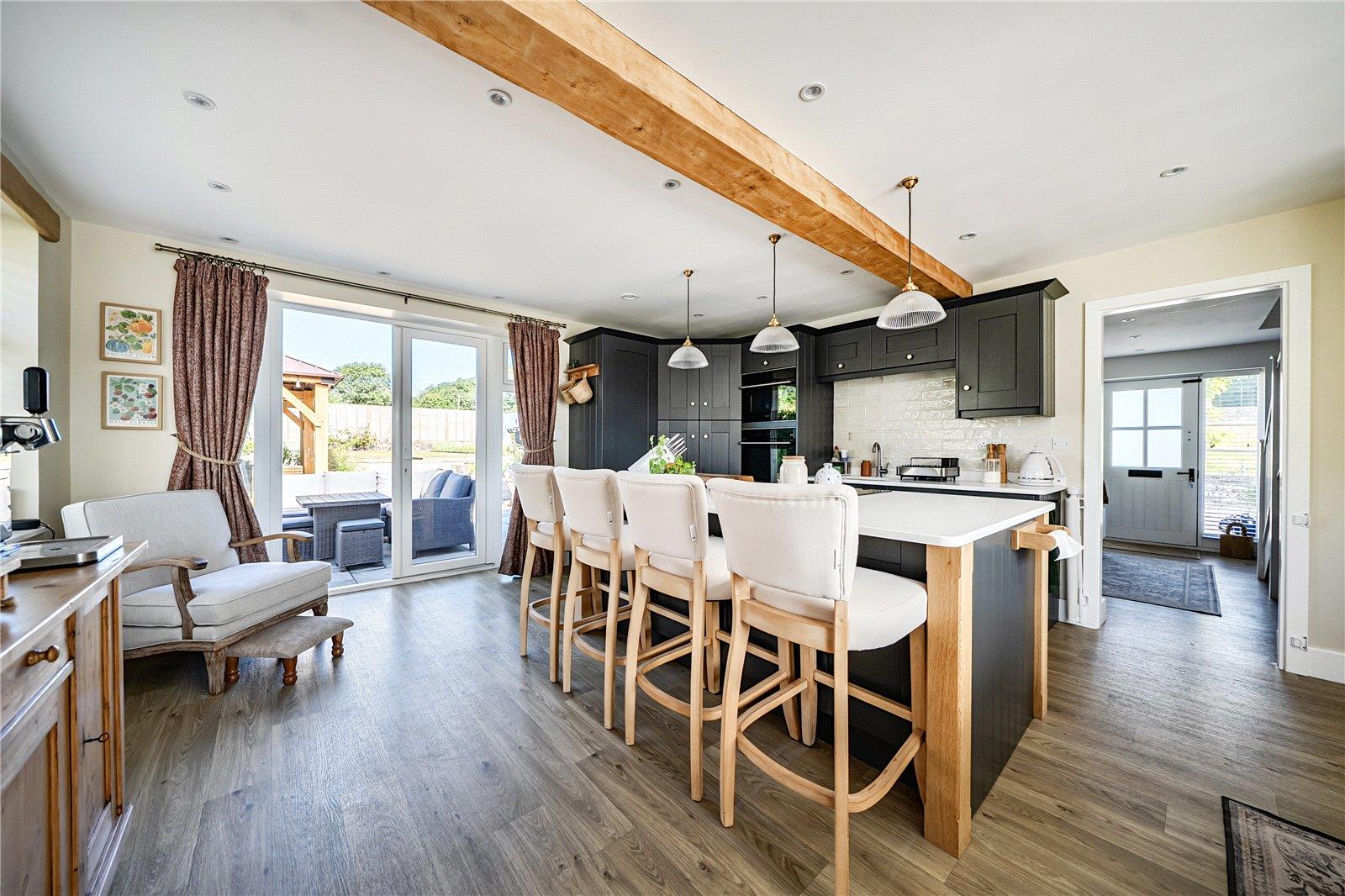 Property Image eba3c4d6-d7c9-4dcc-8d85-b93a841db3d7