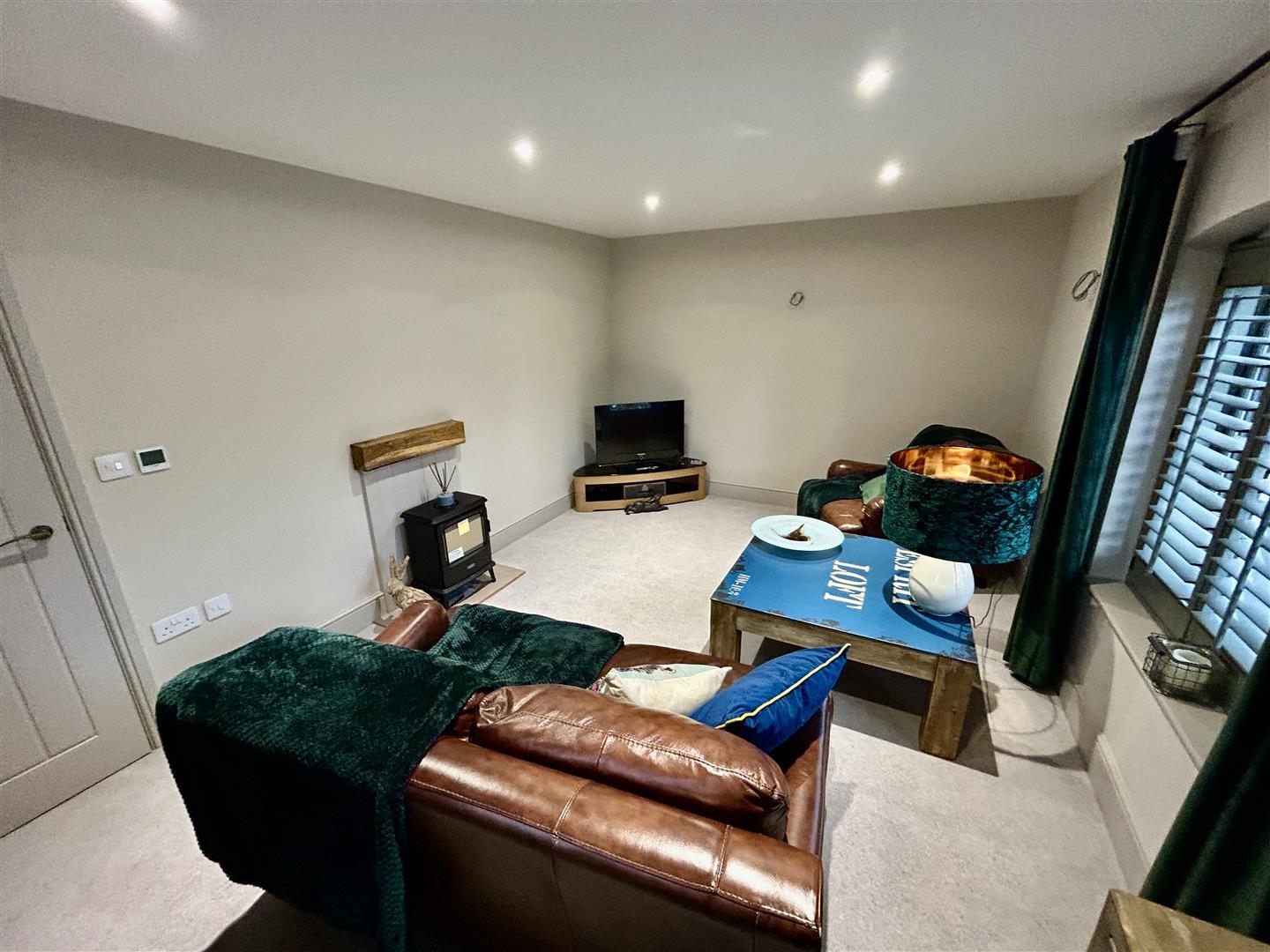 Property Image eba9e2bf-ba6d-4c46-adbc-45369cb7fab6