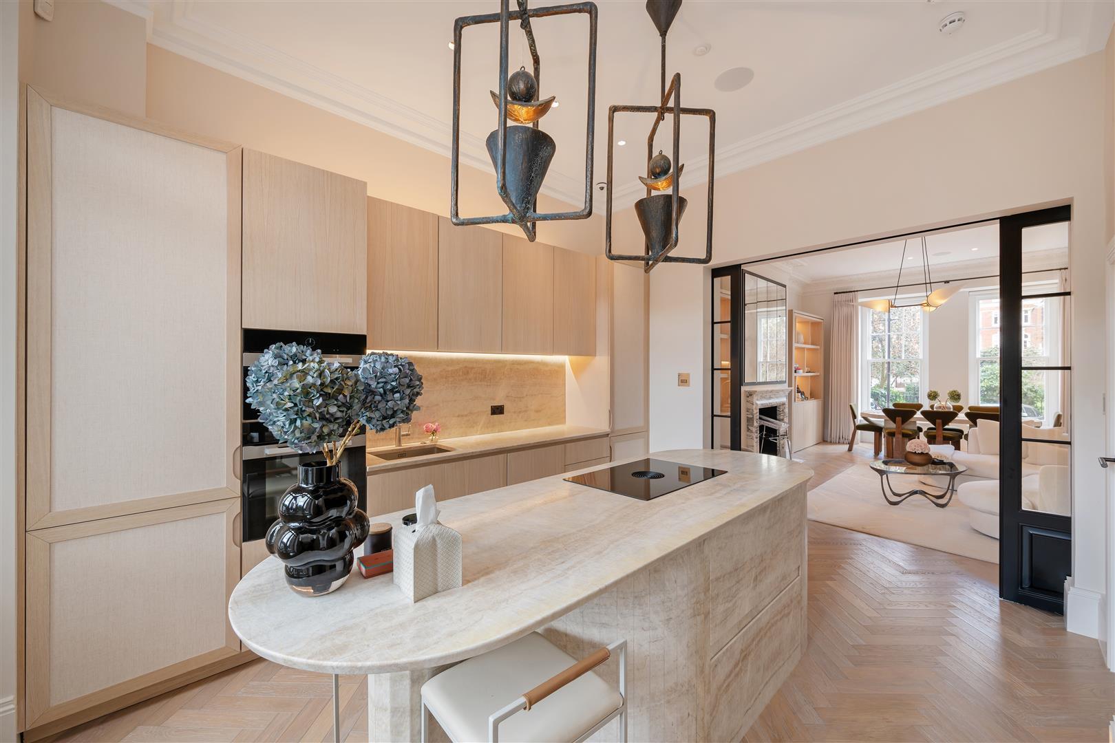 Property Image ebbe0a04-fc40-44d4-b838-db30694e37aa