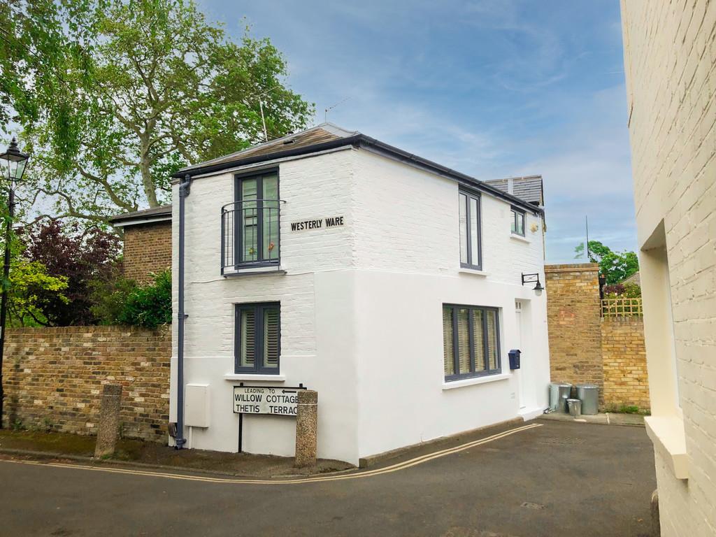 Property Image ebf696e6-9378-4b36-b7b2-d2efc57f0bae