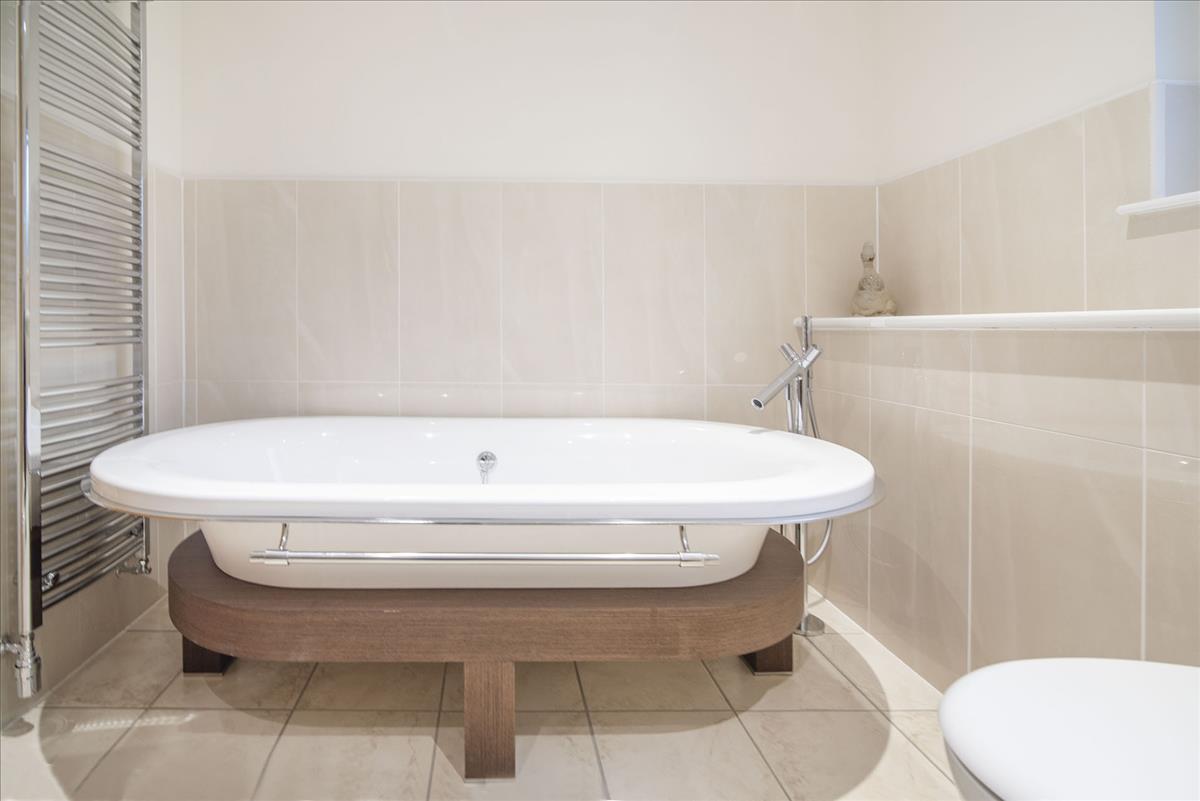 Property Image ec0196fe-b6f9-422c-81a4-71cd973bf686