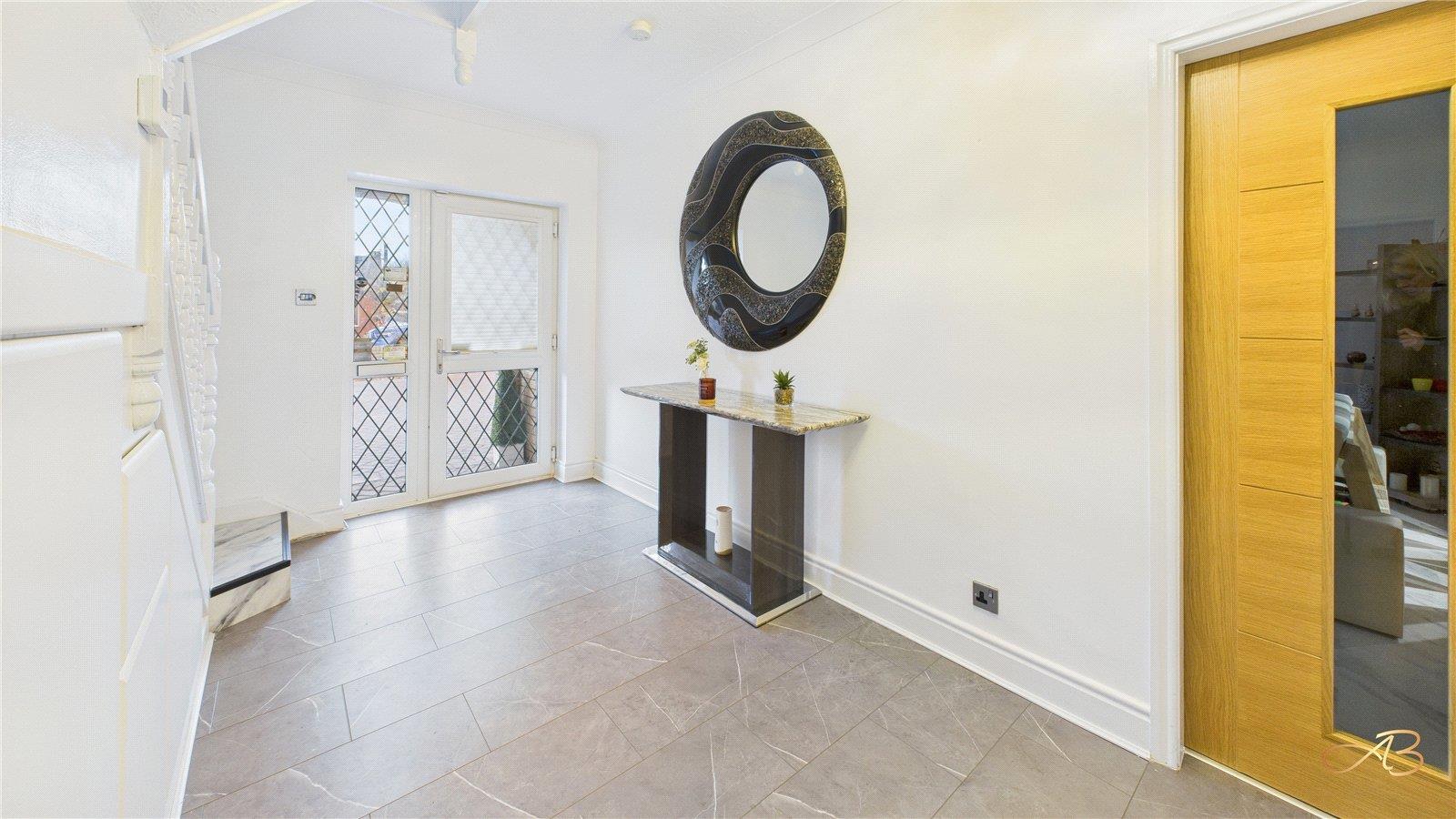 Property Image ec0d1321-9ff7-4c15-accd-3b13b5fab83d