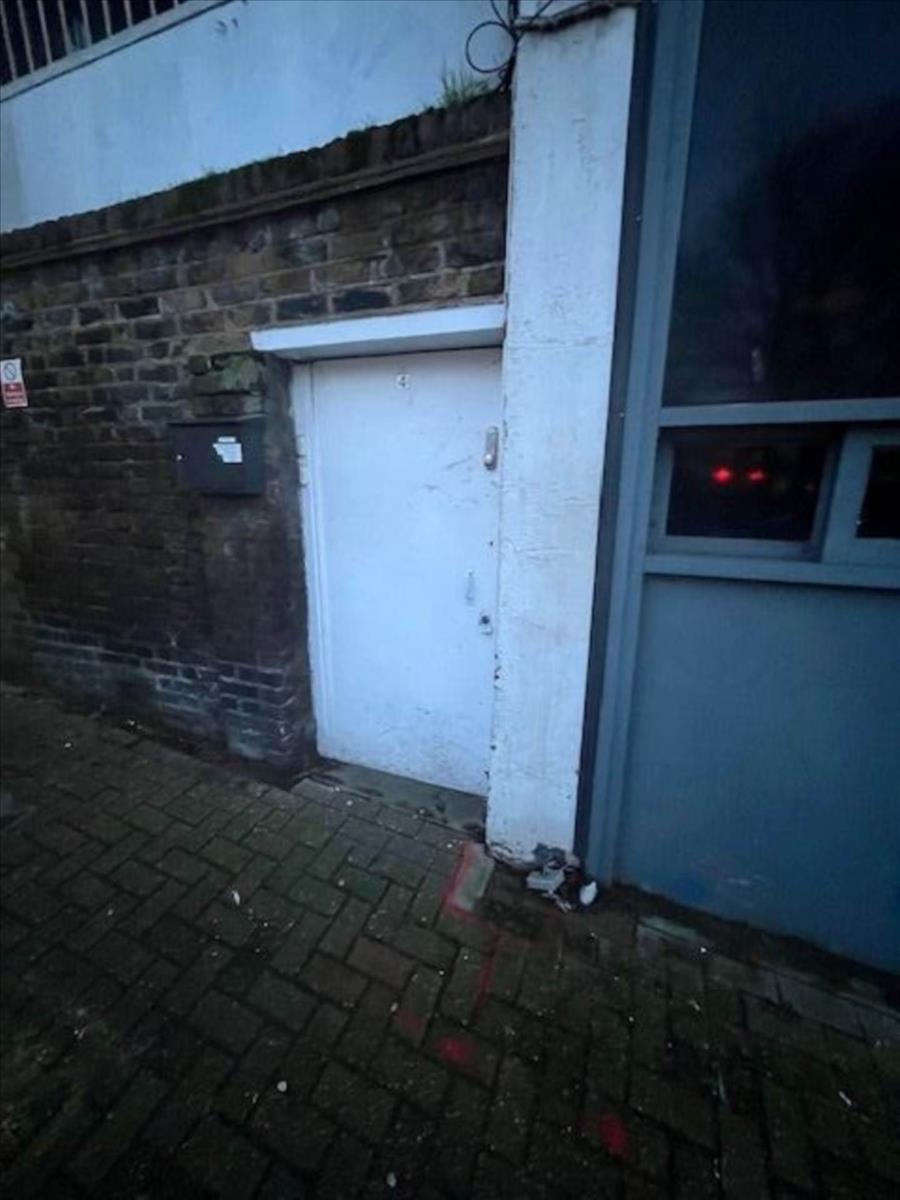 Property Image ec26b97c-3b8c-4fe3-9cde-5042e4a668bf