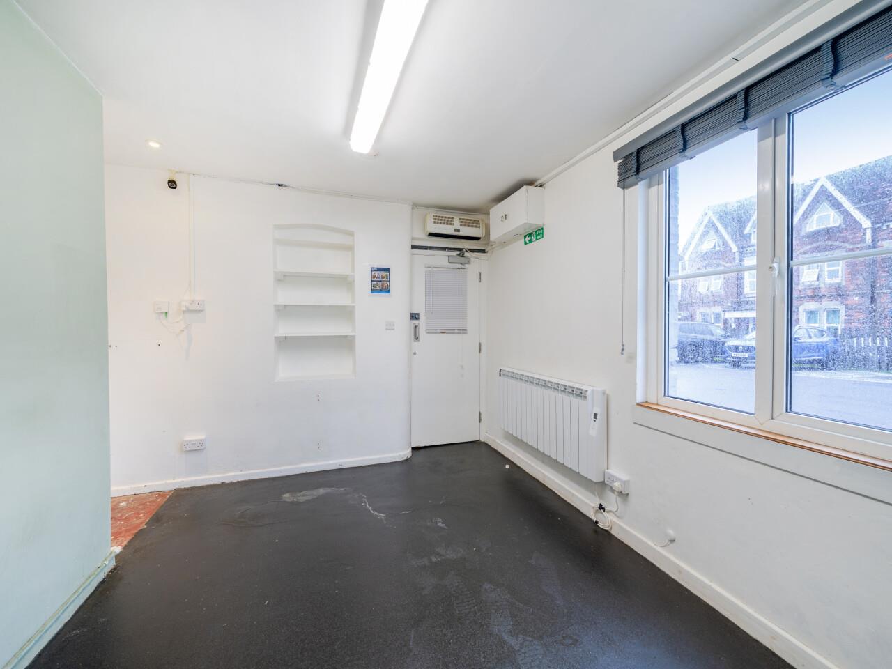 Property Image ec3004f7-56bc-4d43-bac5-fb280c2f027a