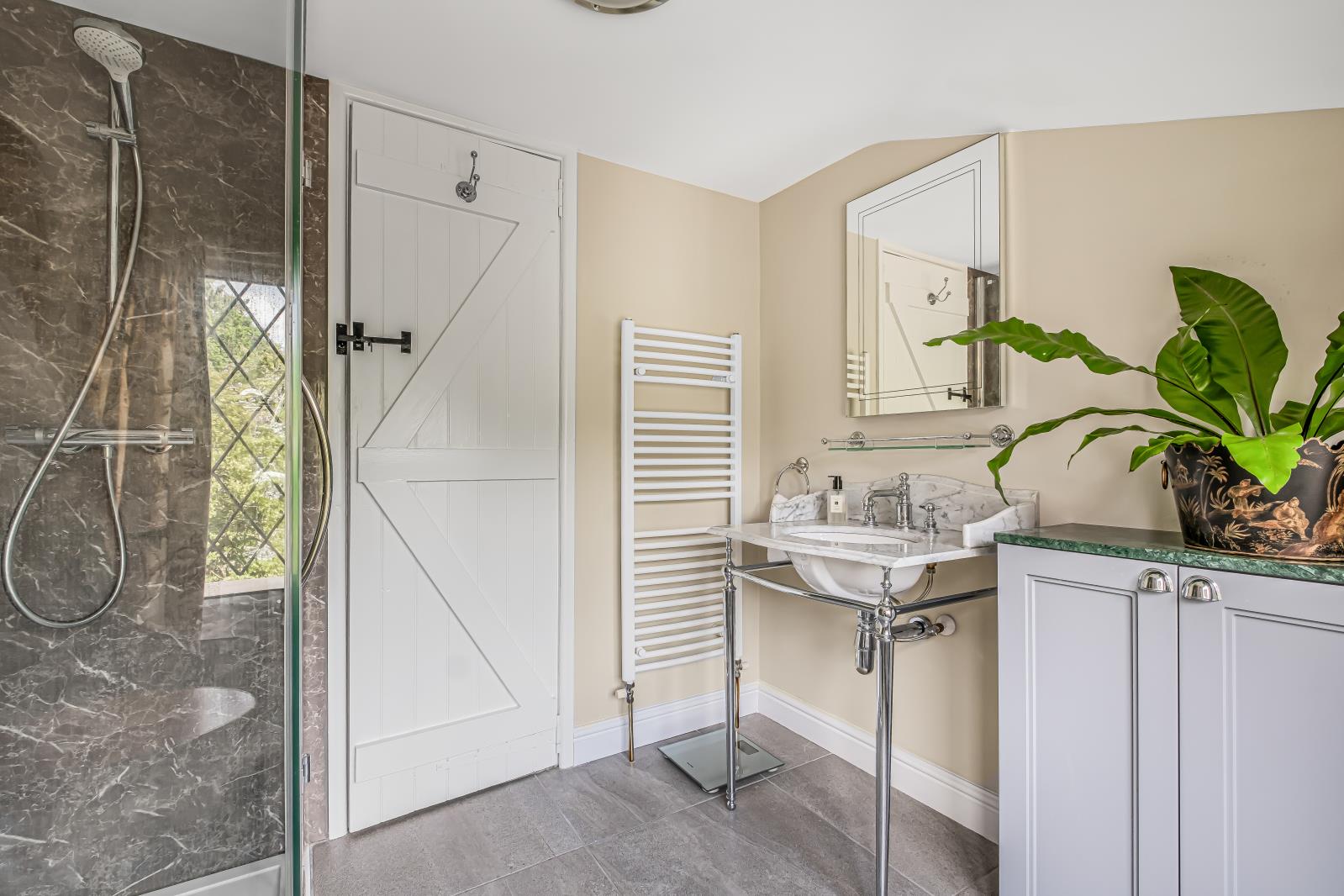 Property Image ec32531e-6231-429e-9f27-17f9395bbd58
