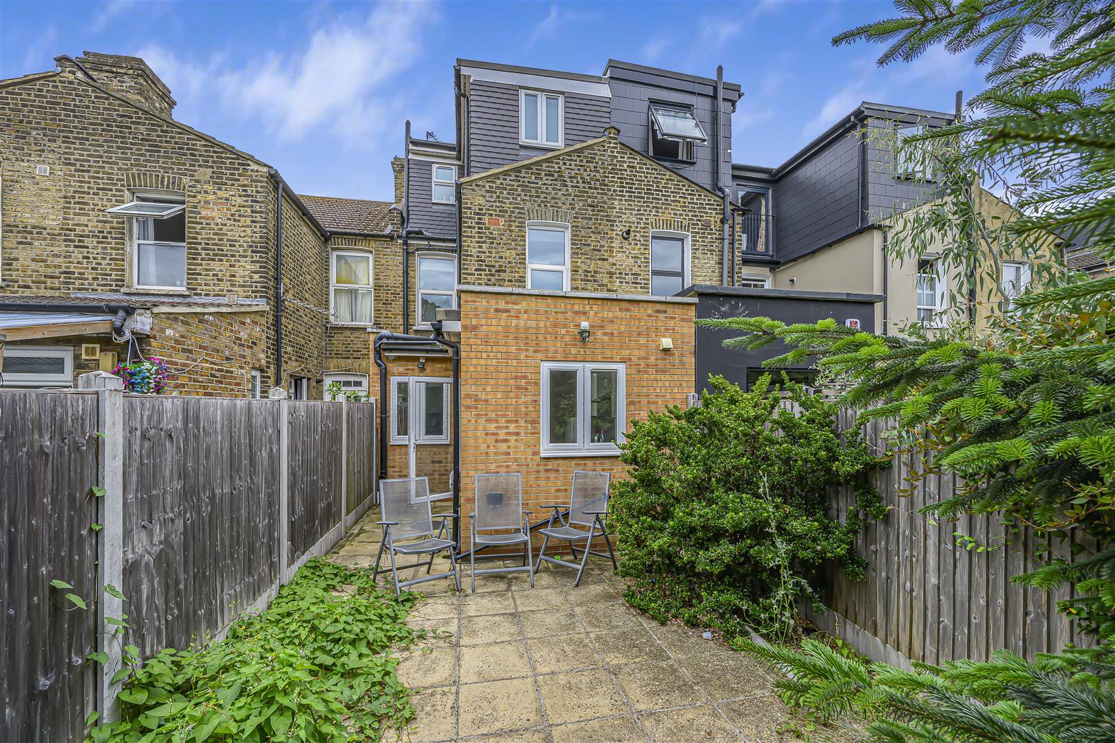 Property Image ec43ef94-33a3-4125-8d6d-8d5daba0e576