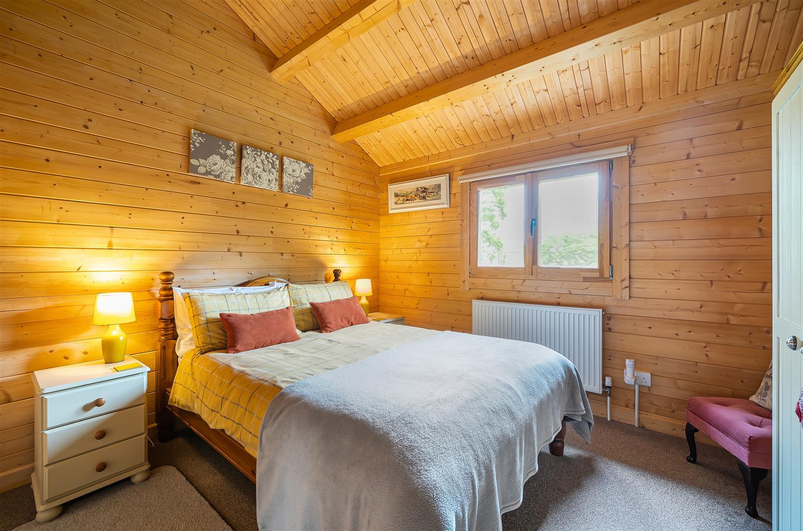 Property Image ec680e73-a5f2-4bd9-867e-c542f62125c0