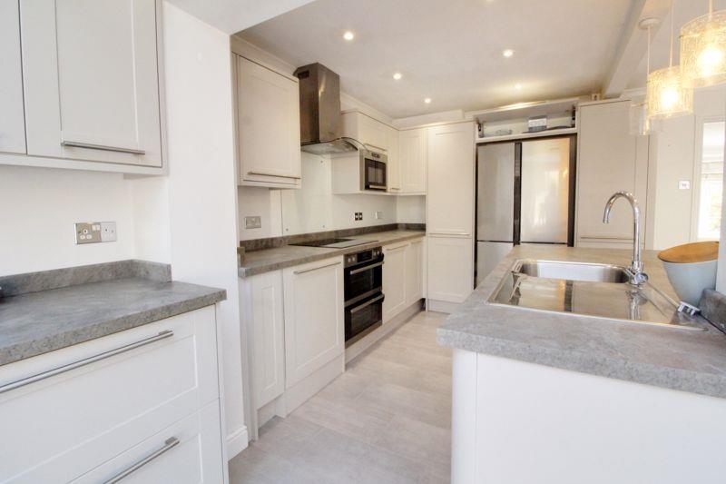 Property Image ec704900-0a46-489a-84f9-faf363ede6a7