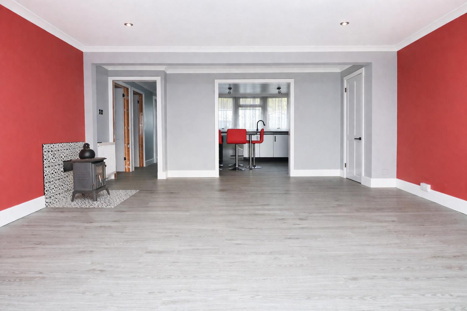 Property Image ecaa91db-601f-42b7-8e74-a170915dd711