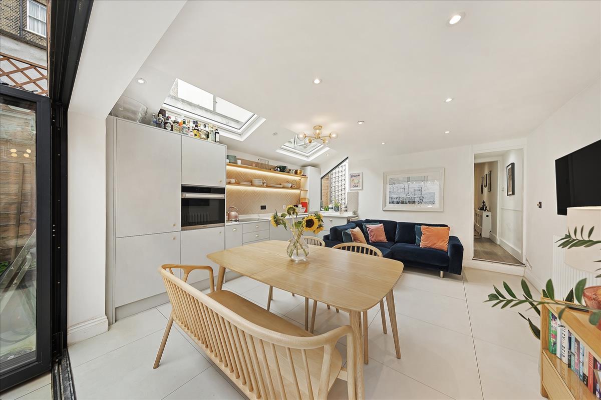 Property Image ecac9f7f-a581-4770-adb3-f6434d8cab44