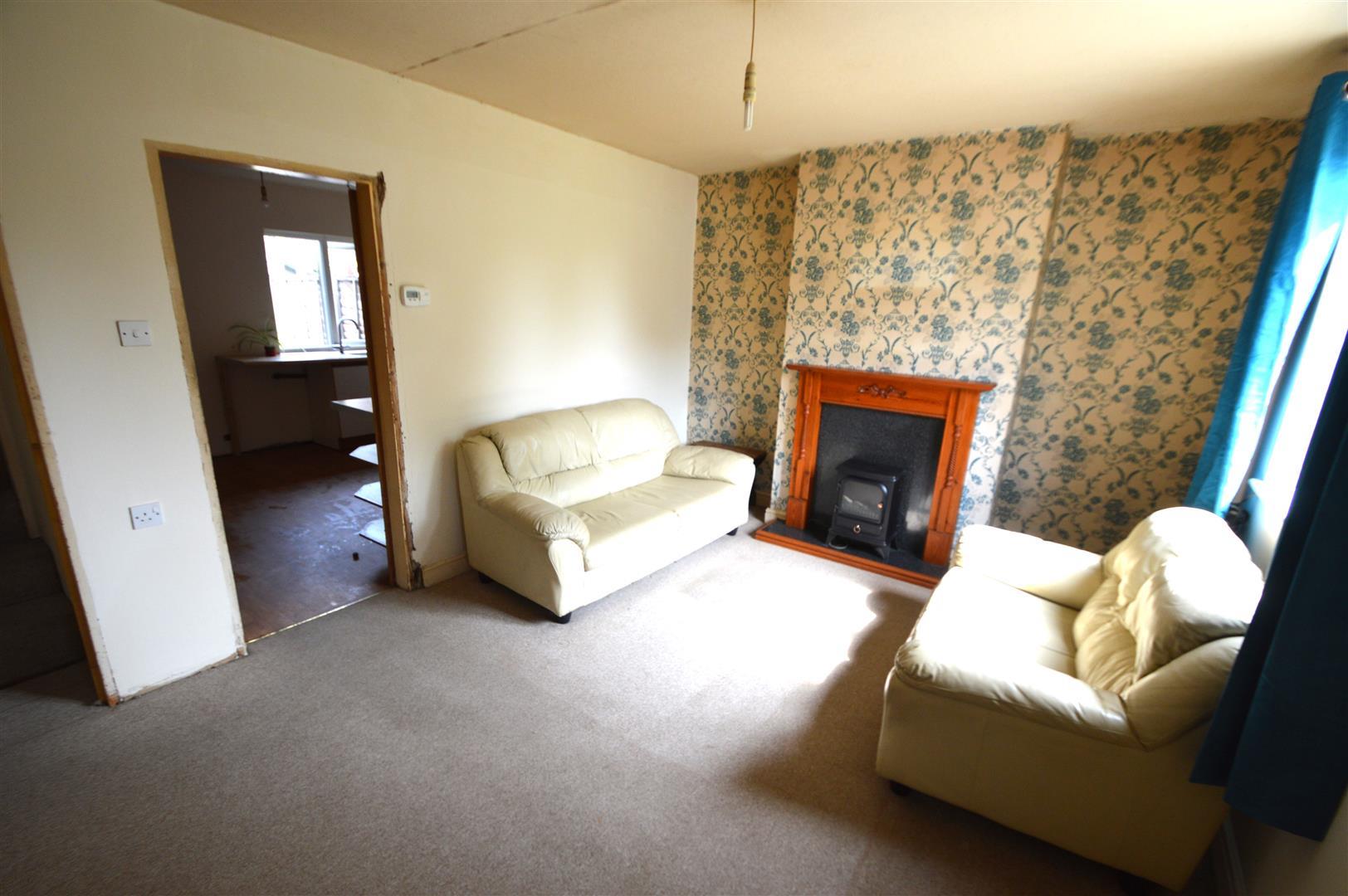 Property Image ece31c84-f7ab-4b9e-9f76-daa9b795632e