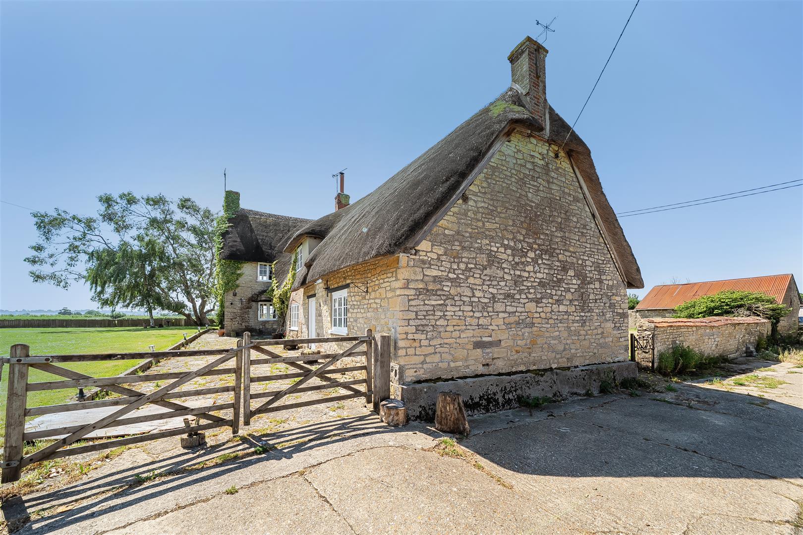Property Image ecea36e9-5f70-4d5f-afe3-2b7f9c742de5