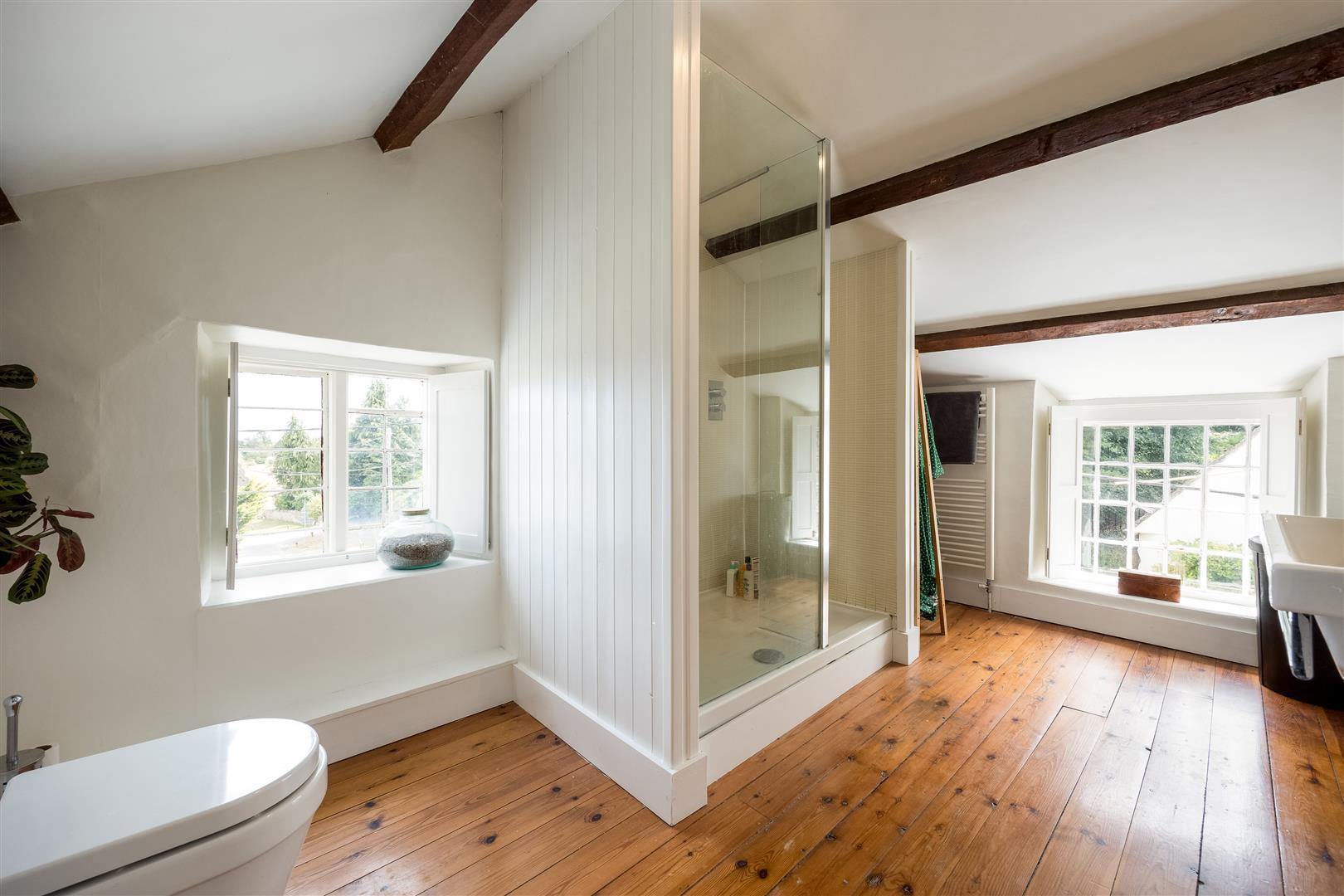 Property Image ecee6a29-fa13-407b-bbfb-a1f6cc3ea944