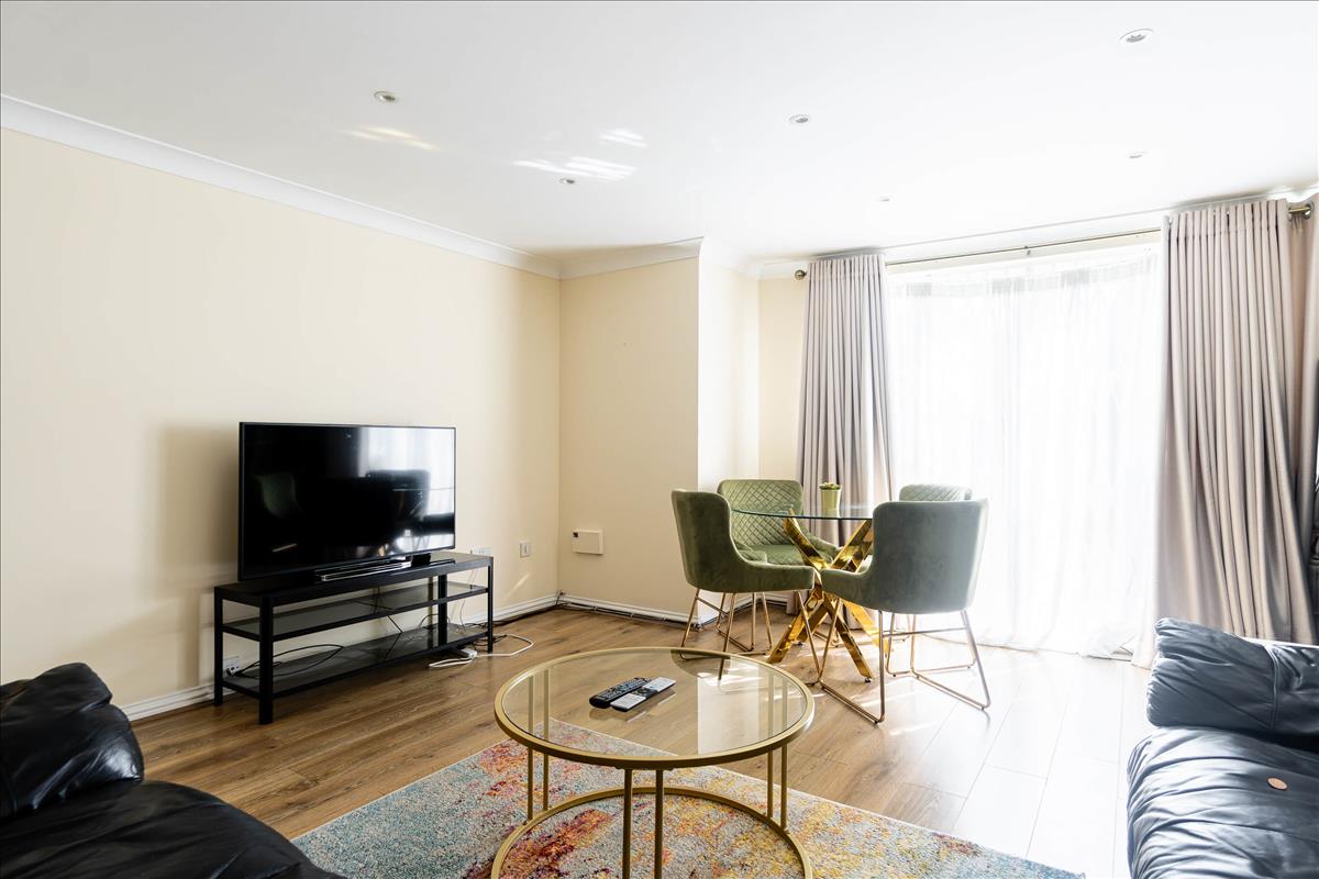 Property Image ecf04750-a2b5-470b-b407-f95ccf9c17ba