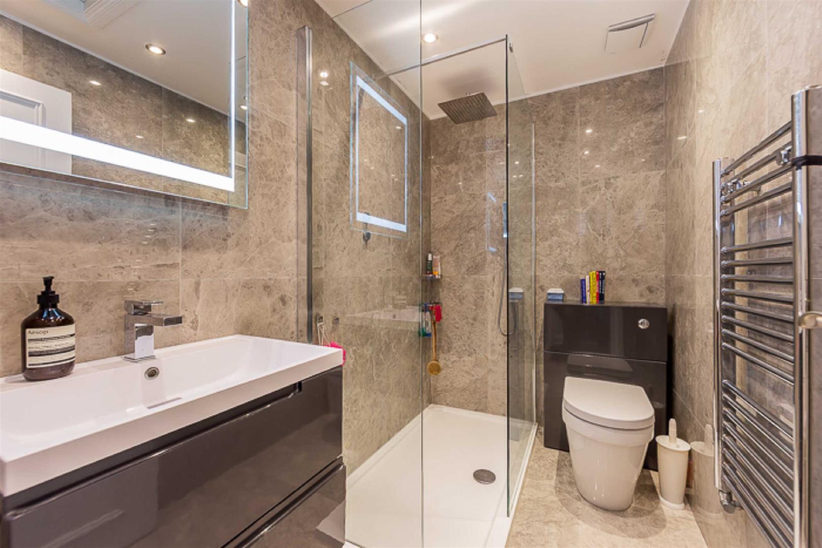 Property Image ecfa49cf-65e9-4cb7-bace-209df19db3bc