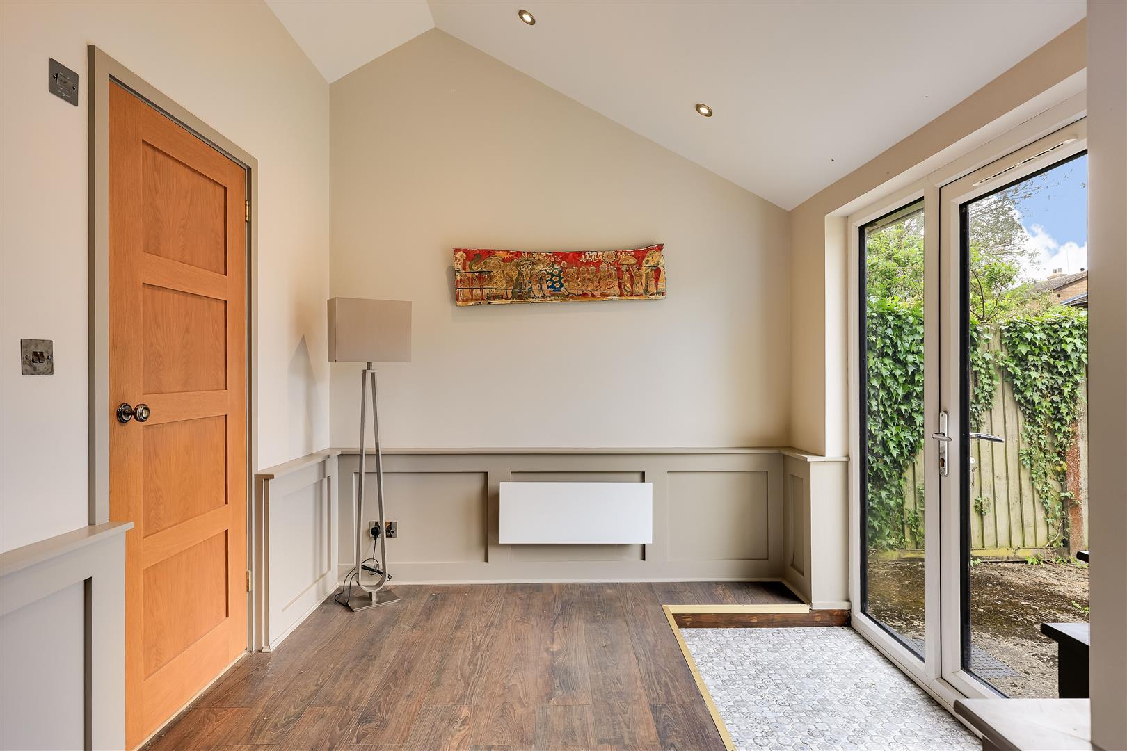 Property Image ecfc01aa-e5dd-47f0-879f-000cd1926eff