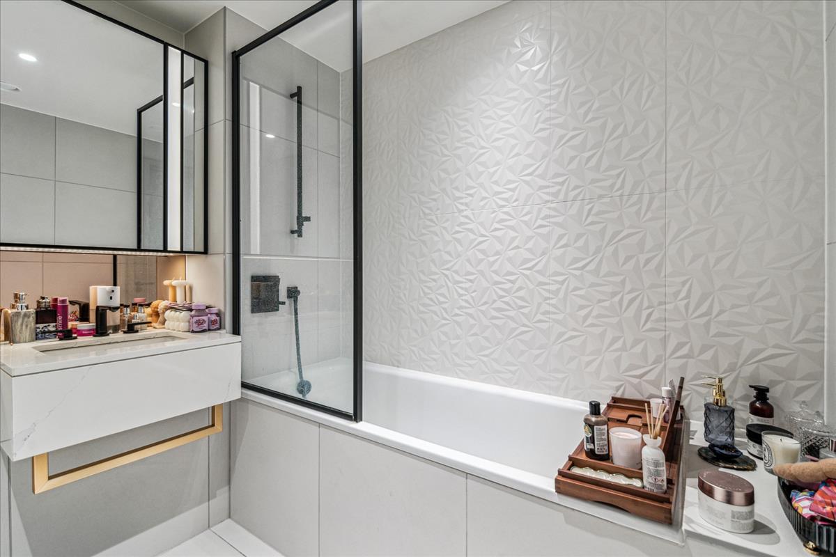 Property Image ed0a37b7-c32c-46ca-a2df-e96e07277374