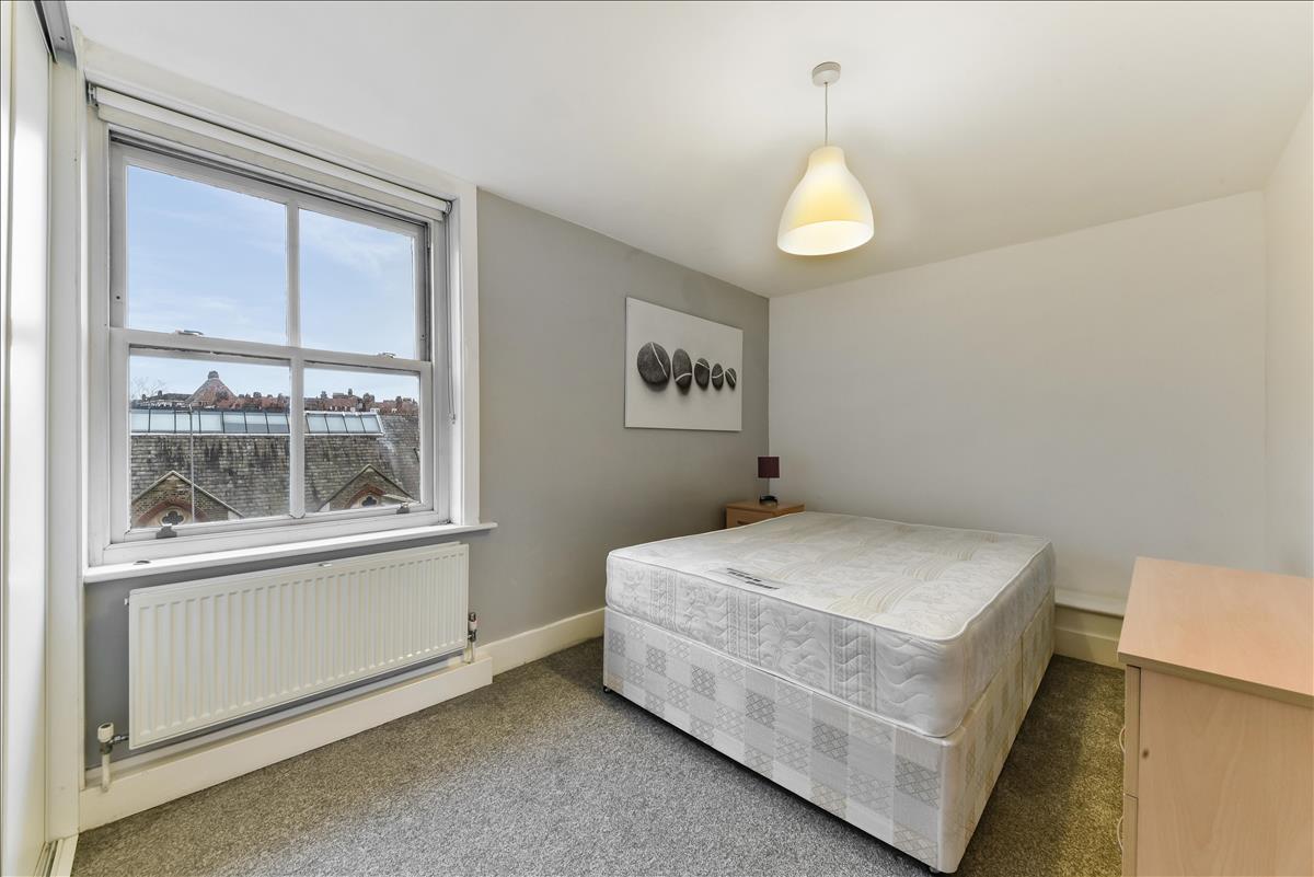 Property Image ed0b03c5-f8e3-49d8-aed1-4c1ade30e359