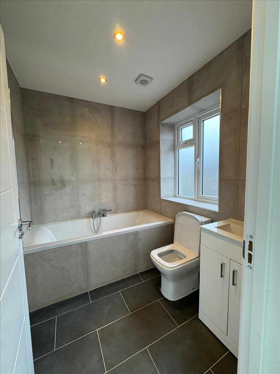 Property Image ed1b0f26-5e1a-41e2-b60d-ab08607f9465
