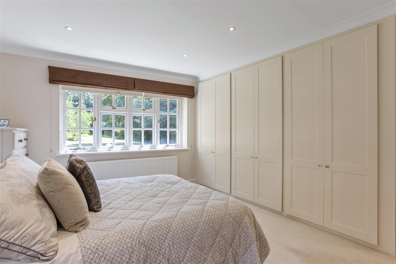 Property Image ed3209bd-620d-478e-8e71-fcf6b811cde6